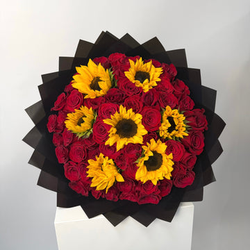 Sun-kissed Rosaline Bouquet